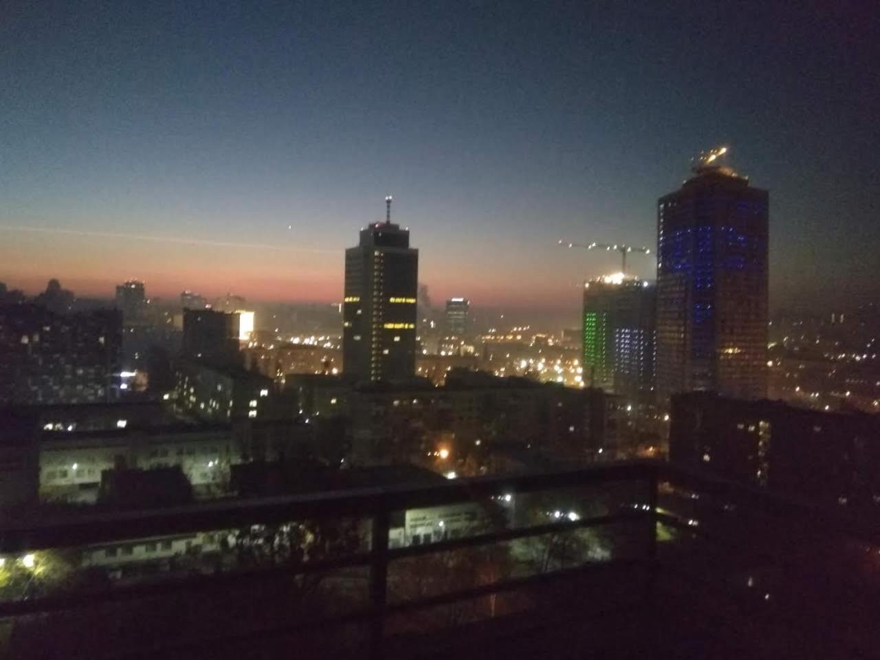 Perfect M Polytech, Ohmatdet, Parking Apartment