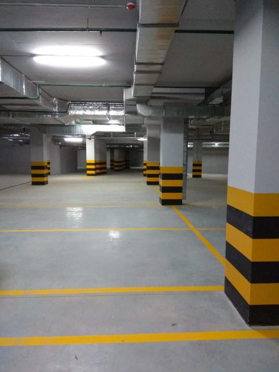Perfect M Polytech, Ohmatdet, Parking * Kyiv